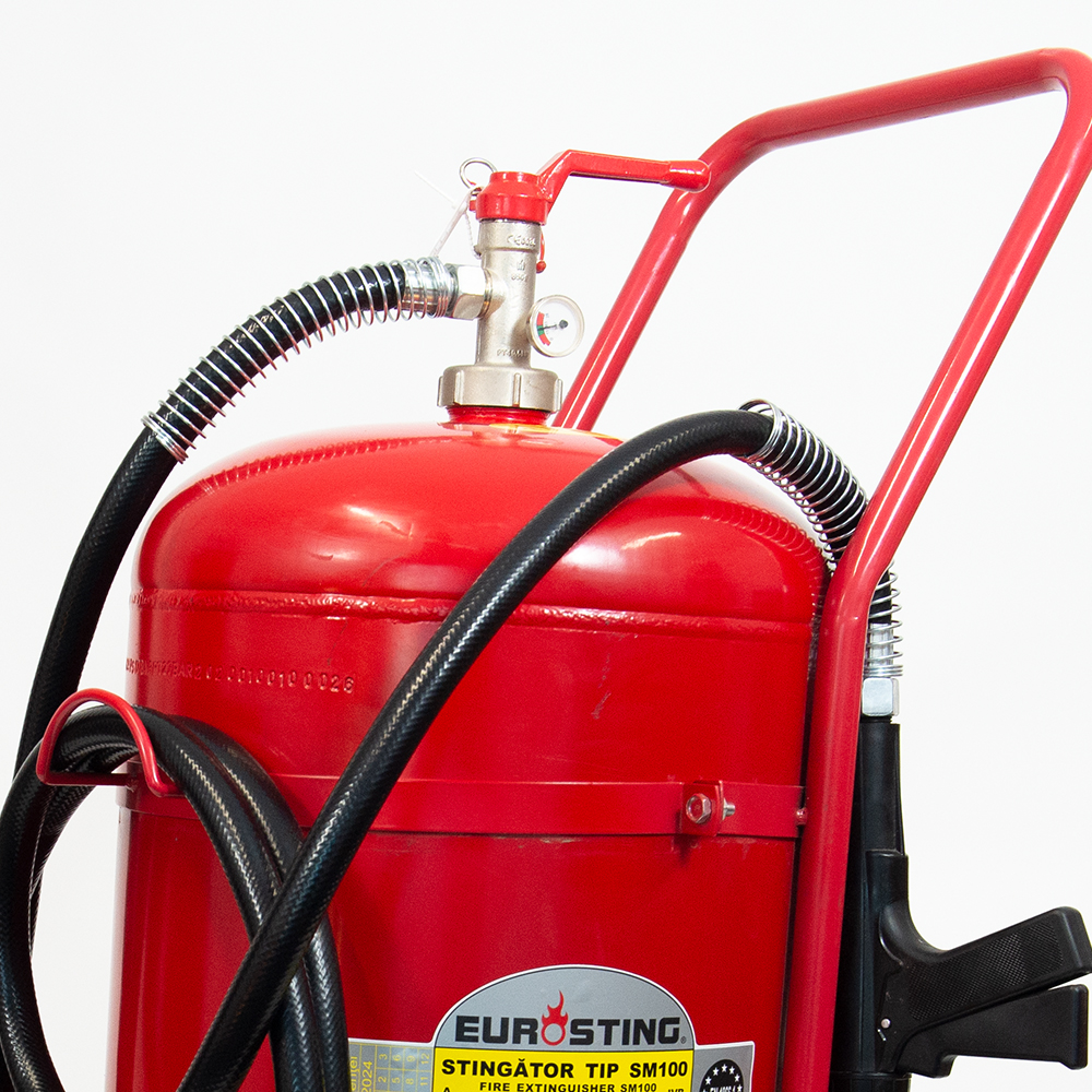 Stingator carosabil cu spuma aeromecanica tip SM100